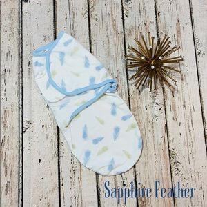 JUST SWADDLED Feather Swaddle